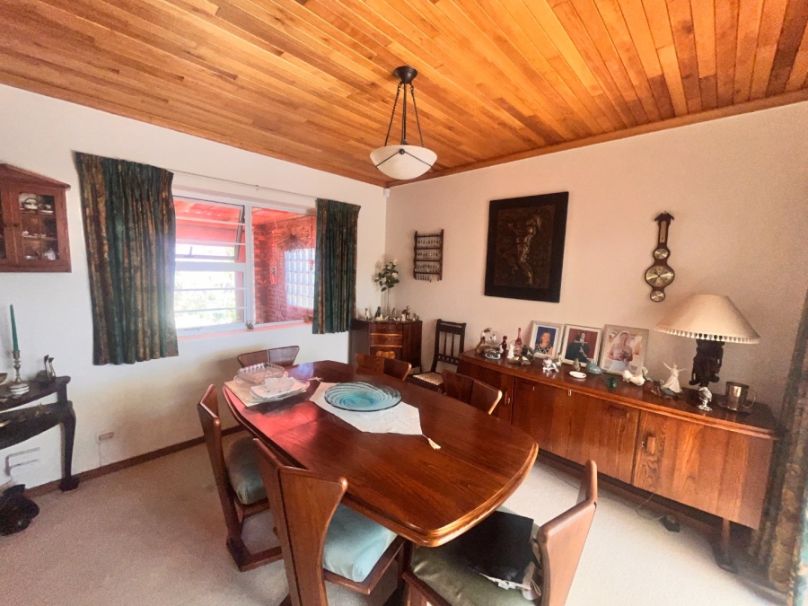 3 Bedroom Property for Sale in Wavecrest Eastern Cape